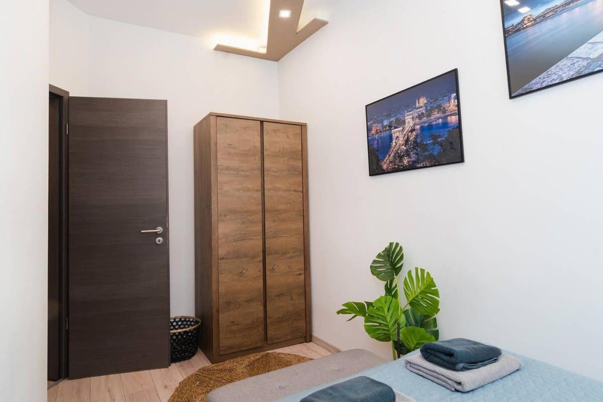 Perfect Place In The Heart Of Downtown Budapest Extérieur photo